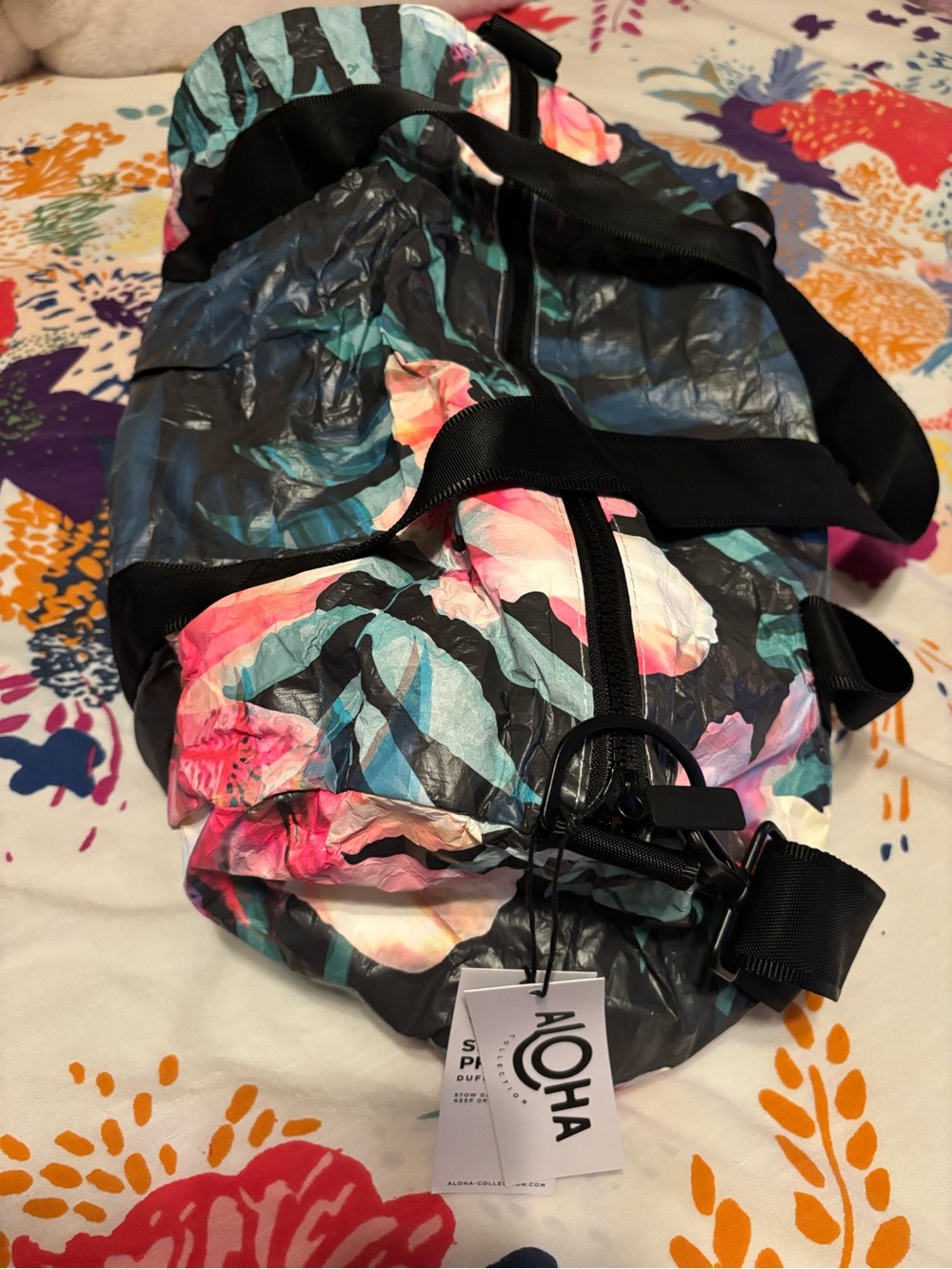 Aloha Hibiscus Duffel Bag - Picture 4 of 5